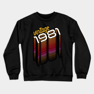 Vintage Made in 1981 ))(( Retro Birthday Year Gift Crewneck Sweatshirt